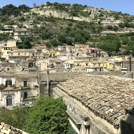 I Tetti Di Siciliando Bed & Breakfast Modica Exterior photo