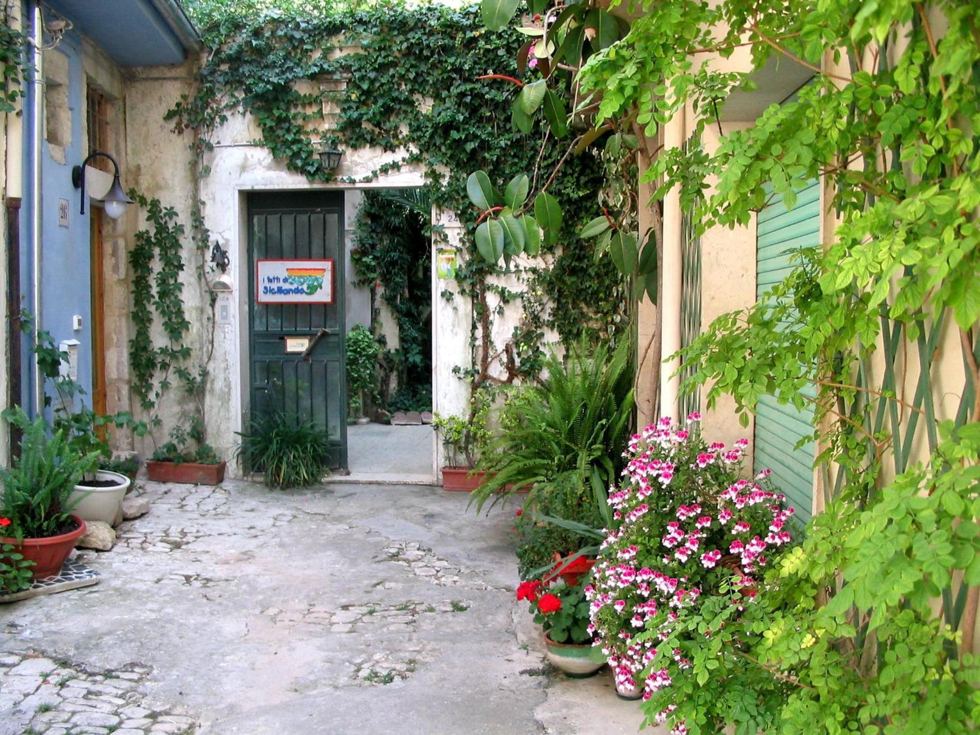 Bed & Breakfast I Tetti Di Siciliando